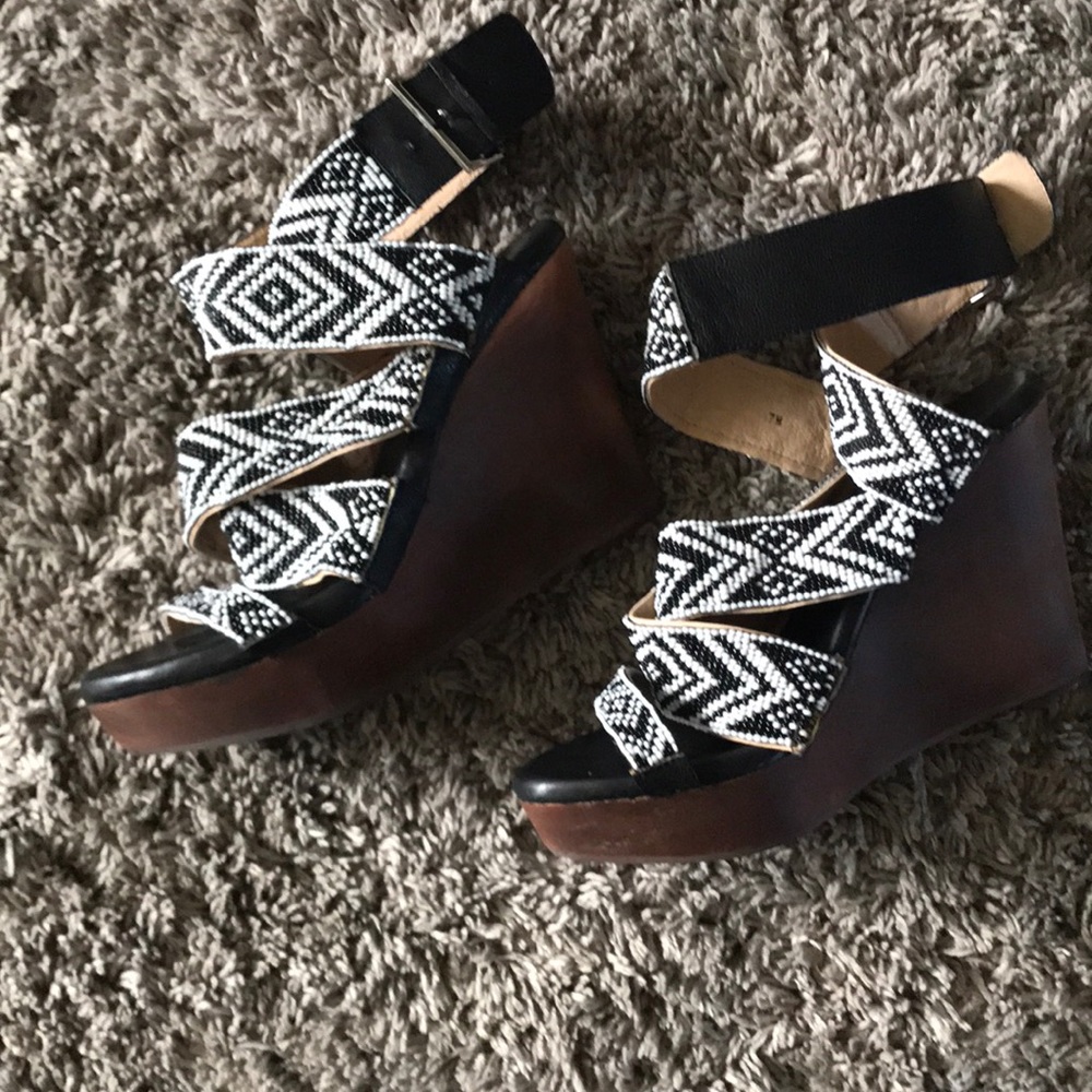 Matt Bernson Apothecary Wedges